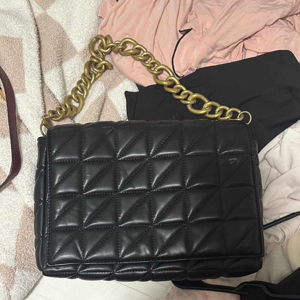 Zara Black Quilted Chain Shoulder Bag